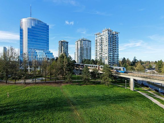 2nd image of 10899 University Dr #1706