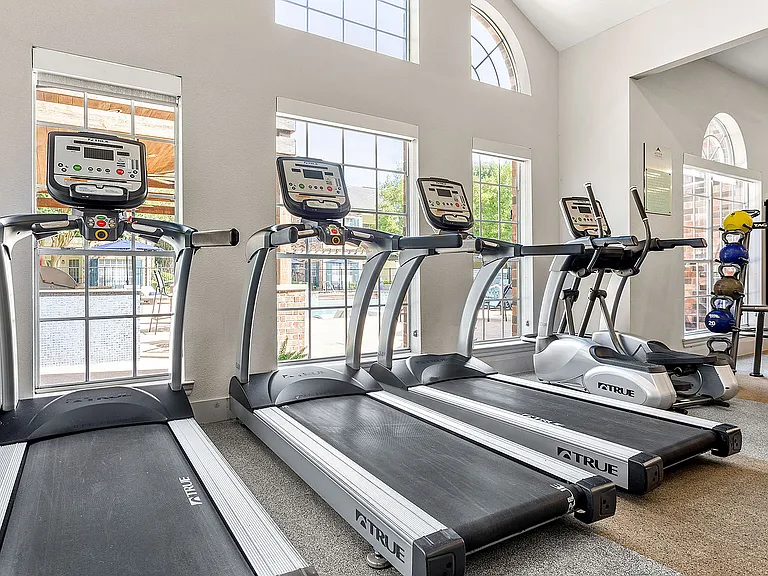 C242510_AstonAtCR_FitnessCenter3_02