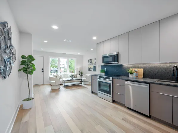 771 18th St NE APT B, Washington, DC 20002