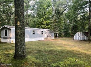 363 N Campbell Rd, Fountain, MI 49410