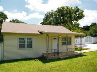 3212 Hiawatha Trl, Lake Worth, TX 76135