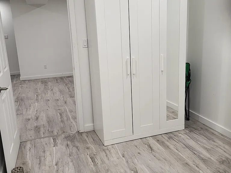 1048 Hansler Rd #LOWER — Photo 11