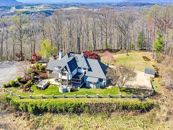 4th image of 4567 Windy Gap Dr