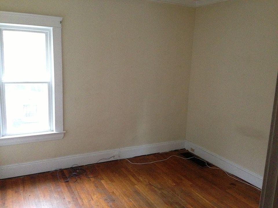 Downstairs bedroom 1