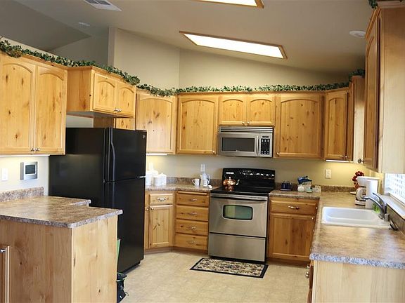 17305 Lakeshore2_08272024