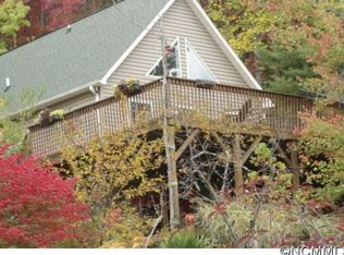 41 W Monday Ridge Rd, Fairview, NC 28730