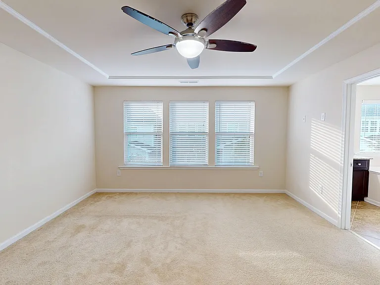 248 Begen St — Photo 25