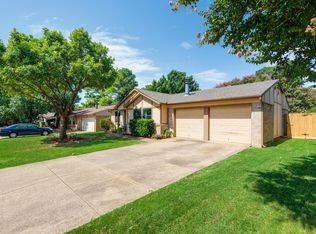5404 School Hill Cir, Arlington, TX 76017