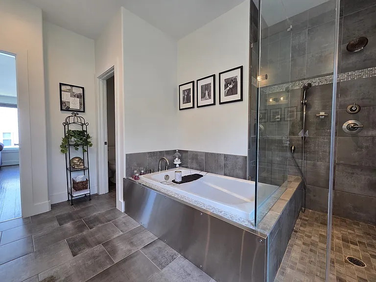 1506 Ward Ave — Photo 28