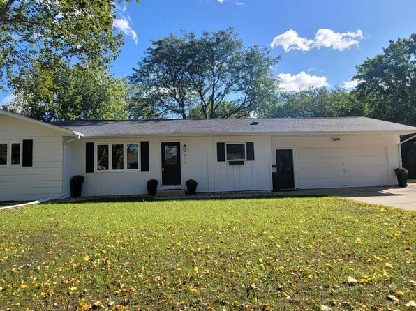 901 S 2nd St, Marshall, MN 56258