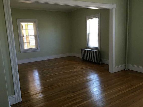 5th image of 177 Roger Williams Ave