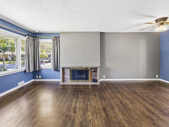 2nd image of 3434 Saint Clair STREET