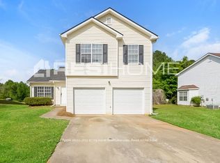 1430 Pebble Ridge Ln, Hampton, GA 30228