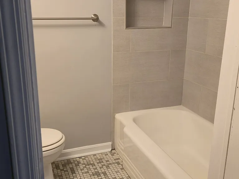 3514 Pelham Ave — Photo 10