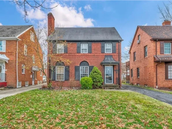 3946 Lansdale Rd, University Heights, OH 44118