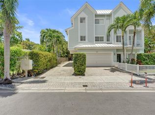 1112 NE 17th Way, Fort Lauderdale, FL 33304
