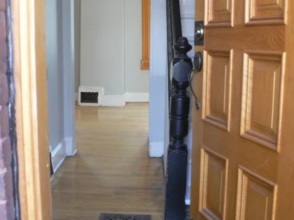 88 Spruce St #88, Ottawa, ON K1R 6N9