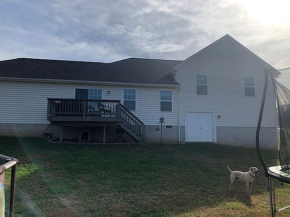 3rd image of 3366 Rock Creek Rd