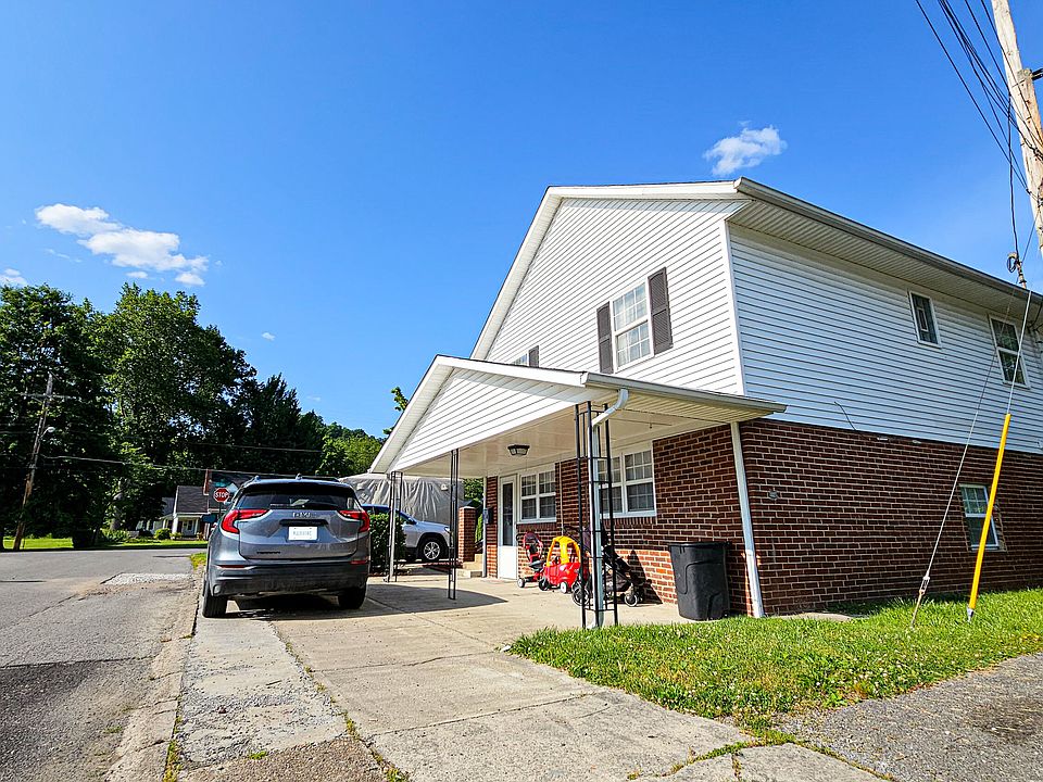 1st image of 104 9th St