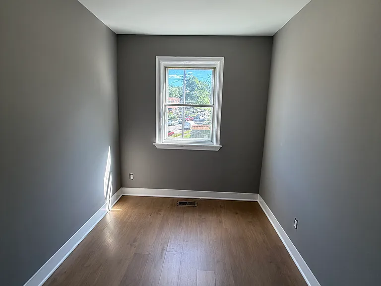 1353 Cambria St — Photo 22