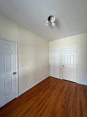 Rented by Oxford Property Group | media 48