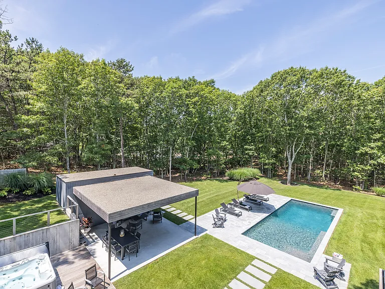 15 Margaret Dr — Photo 19