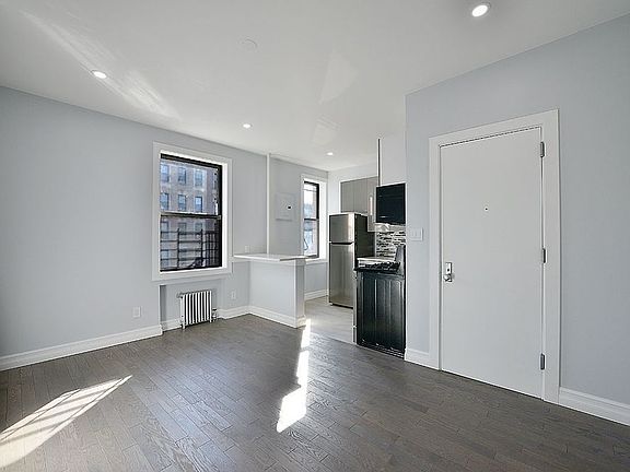 4th image of 741 Saint Nicholas Ave APT 3B