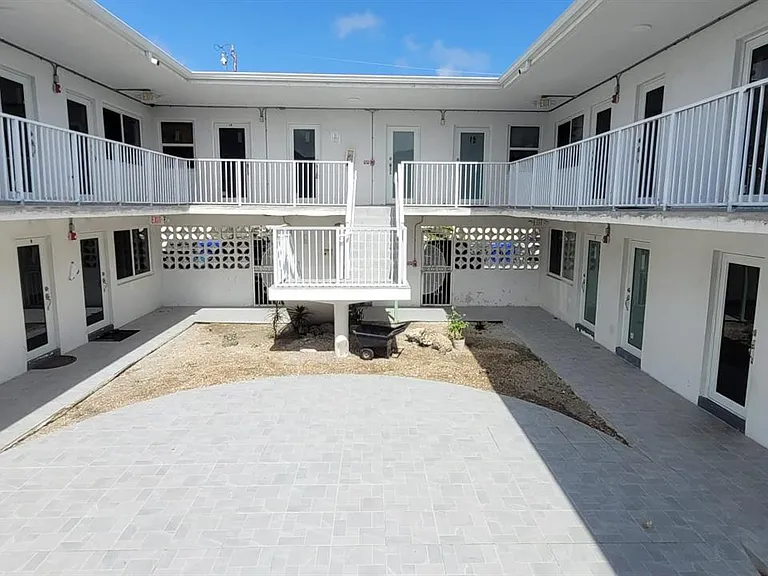1719 Wiley St #2 — Photo 23