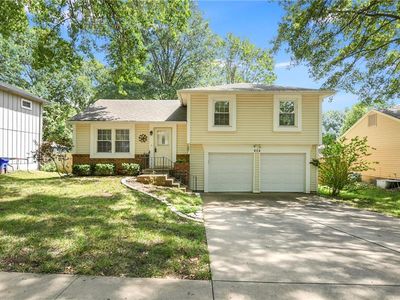 404 S Meadowbrook Ln, Olathe, KS, 66062