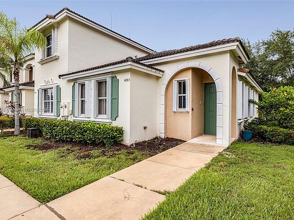 2nd image of 4283 NE 10th Ct #4283