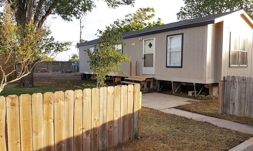 1st image of 6041 Airstream Dr