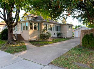 1620 Mount Vernon St, Oshkosh, WI 54901