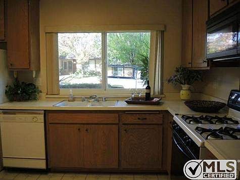3rd image of 26388 Oak Plain Dr