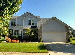 43338 Windmill Ct, Novi, MI 48375