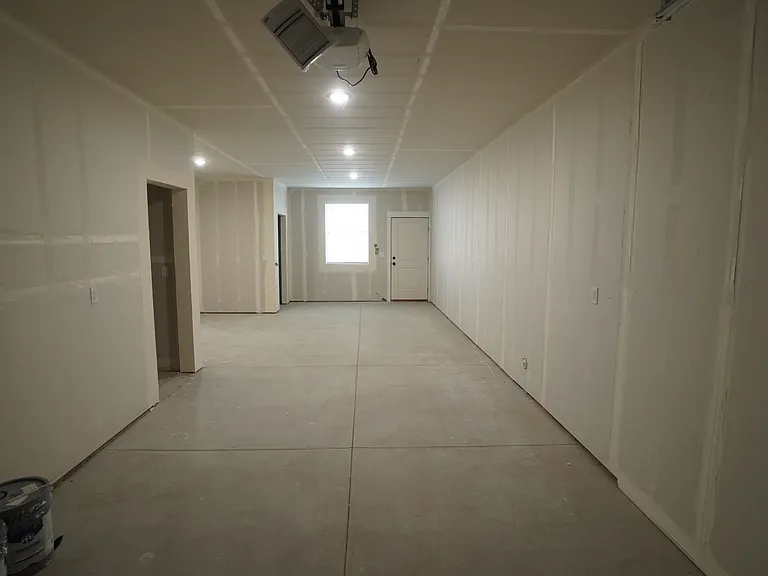 1570 S 150 W — Photo 3