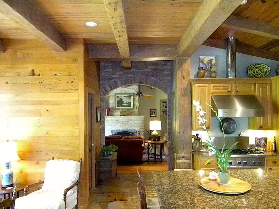 2nd image of 323 Myrtle Hill Dr