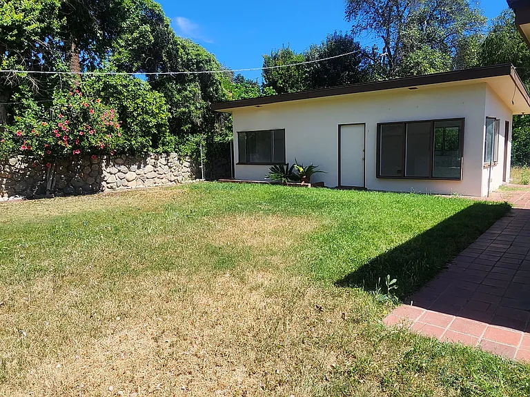 3024 Pine St — Photo 3