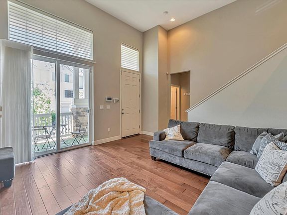 5th image of 18536 Garnet Ln