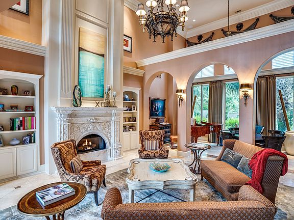 5th image of 3828 Alta Vista Ln