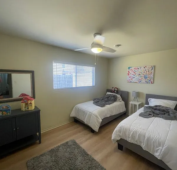 178 Albert Pl — Photo 8