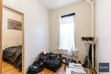 Rented by Bond New York