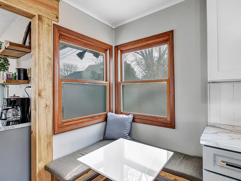 1420 Langlade Ave — Photo 8