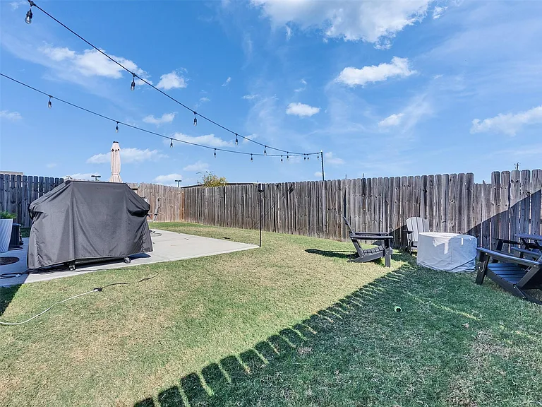 5702 Rucio Ln — Photo 25