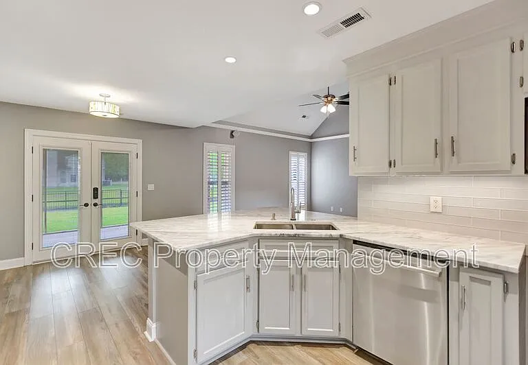 115 Tattingstone Way — Photo 13