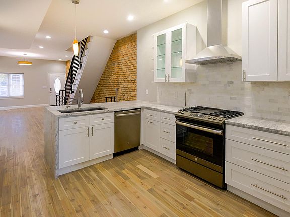 Kitchen/LR