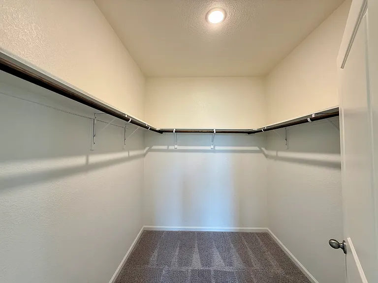 713 Cherry Blossom St — Photo 17