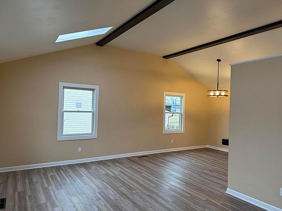 2nd image of 4472 Aragon Ave