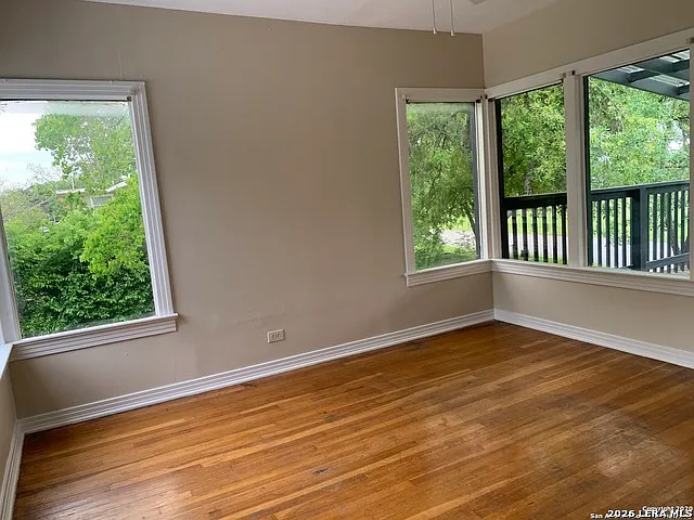 155 N Josephine Tobin Dr — Photo 3