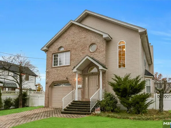 12 Belmont Ave, Emerson, NJ 07630