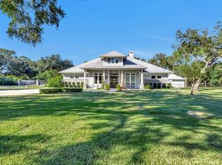 400 Hillcrest Dr, Richmond, TX 77469